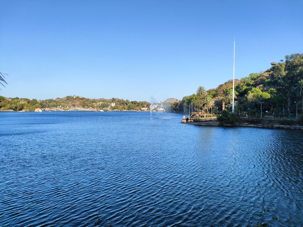 nakki lake4