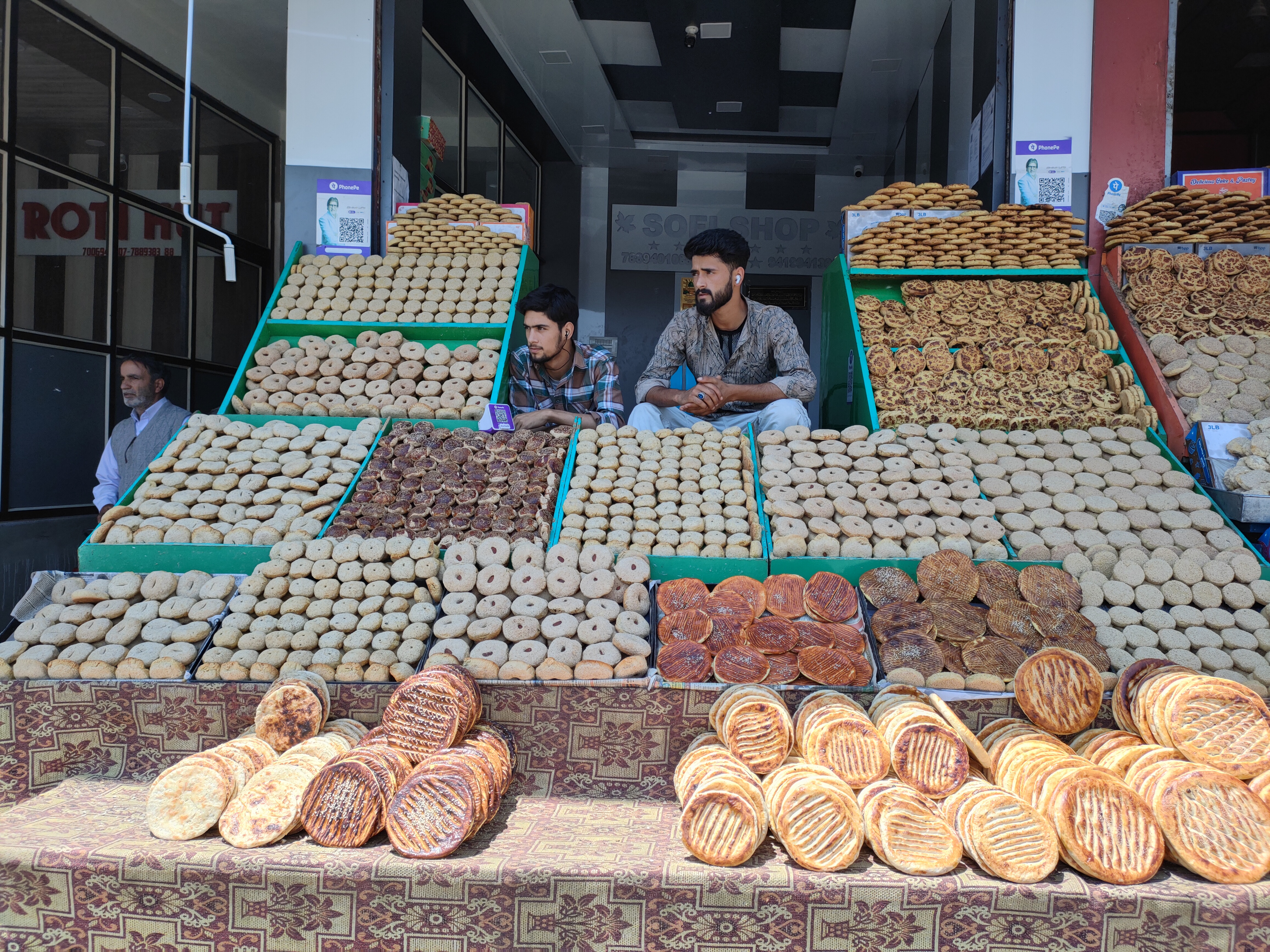 Kashmiri breads