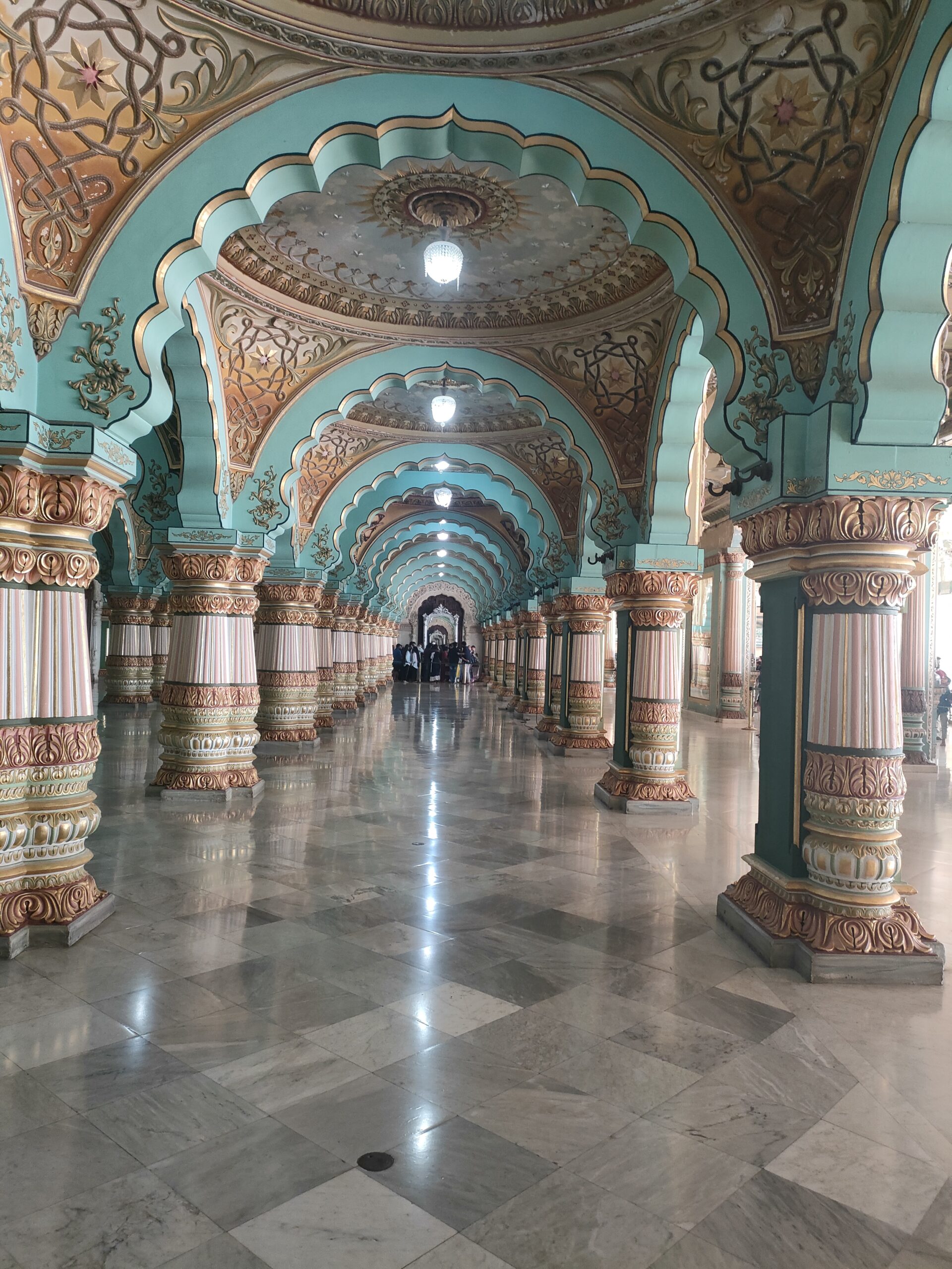 halls of mysore palace